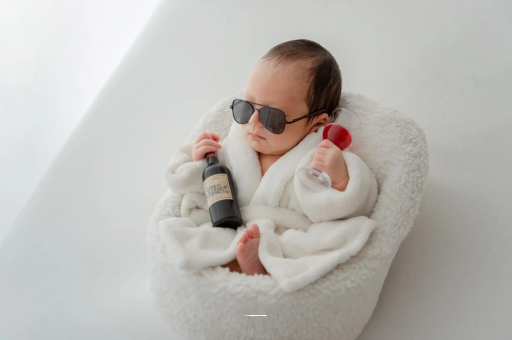 万宁两个月宝宝脐疝怎么办